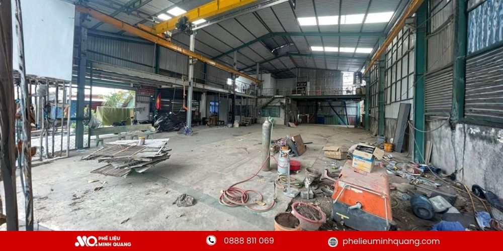 Thu mua phế liệu phát sinh khi tháo dỡ/cải tạo nhà xưởng 